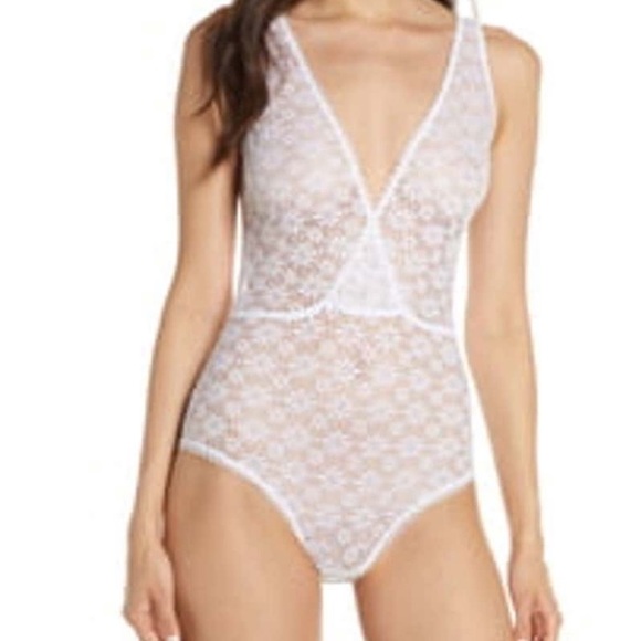 Lace Daisy bodysuit Large NWT - Picture 6 of 7